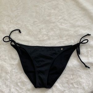 Kirra black string bikini bottom
